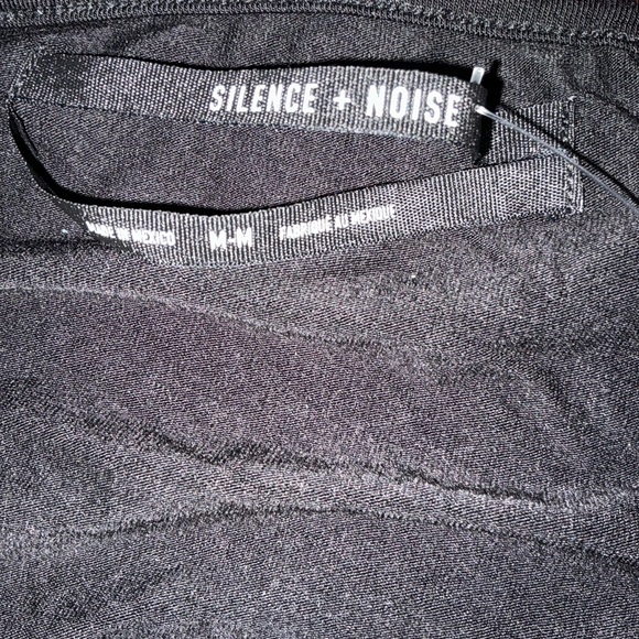 Silence + Noise Black Ruched Long Sleeve Blouse Size Medium - Picture 7 of 11